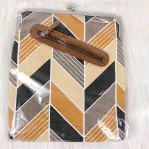 Kailo Chic Yellow Chevron iPad Tablet Sleeve NWOT